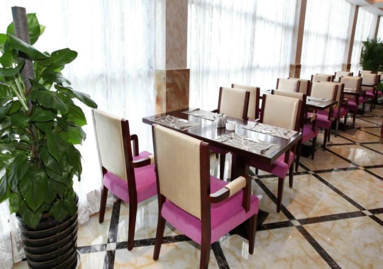 סניה Century Grand Hotel מראה חיצוני תמונה