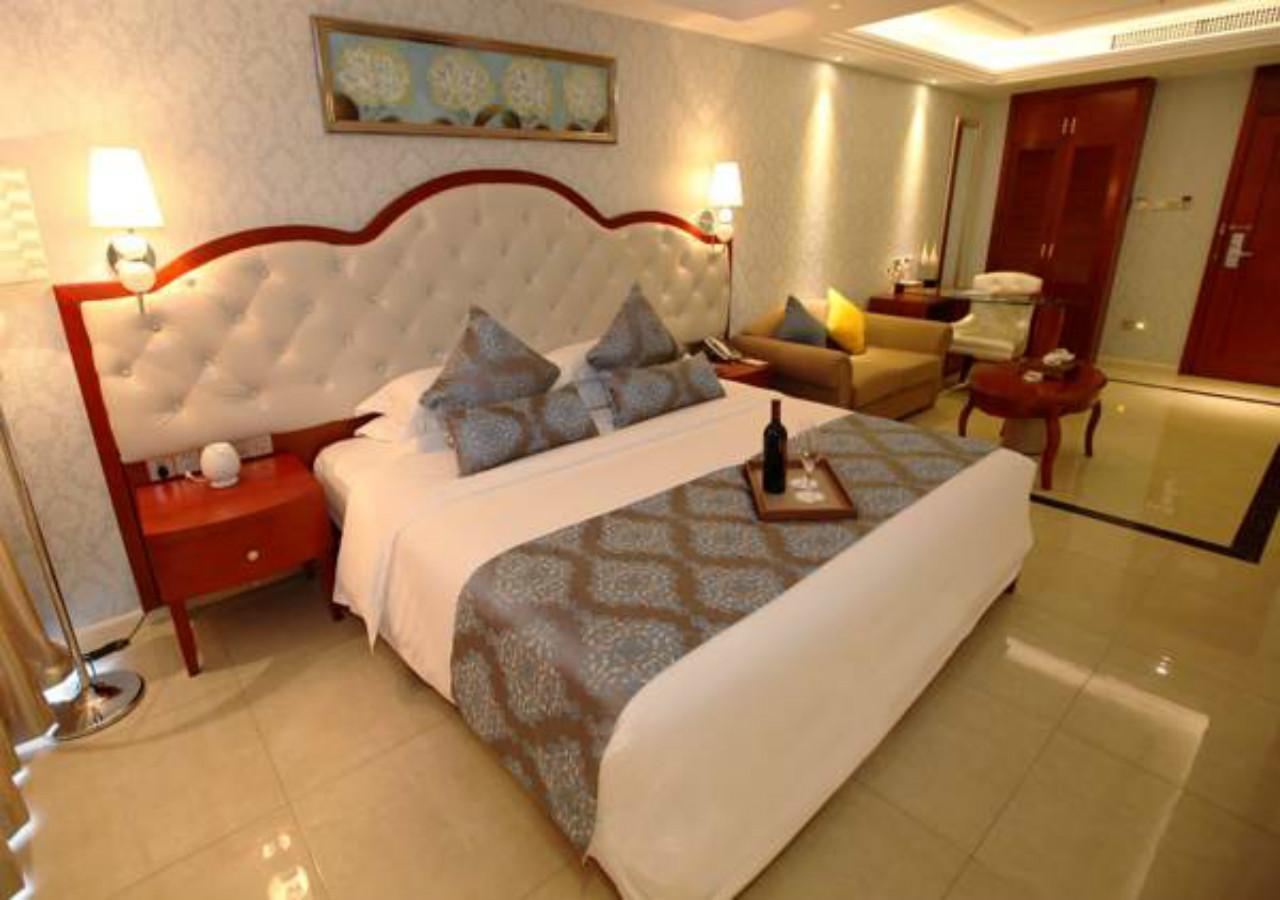 סניה Century Grand Hotel מראה חיצוני תמונה