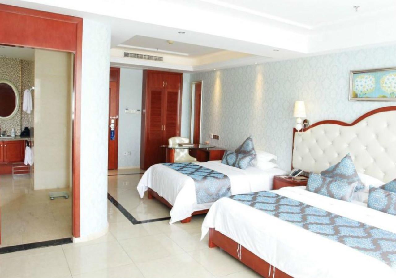 סניה Century Grand Hotel מראה חיצוני תמונה