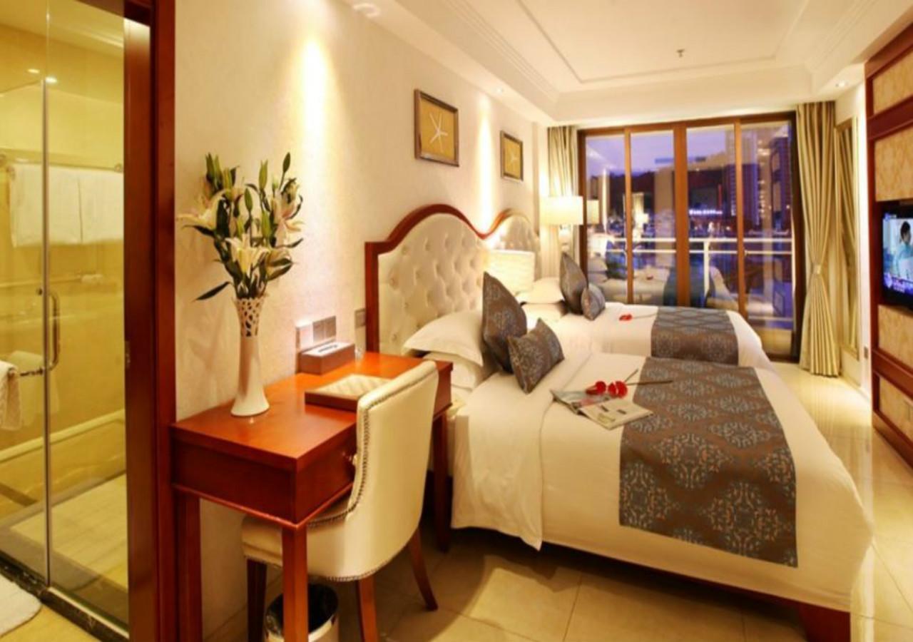 סניה Century Grand Hotel מראה חיצוני תמונה